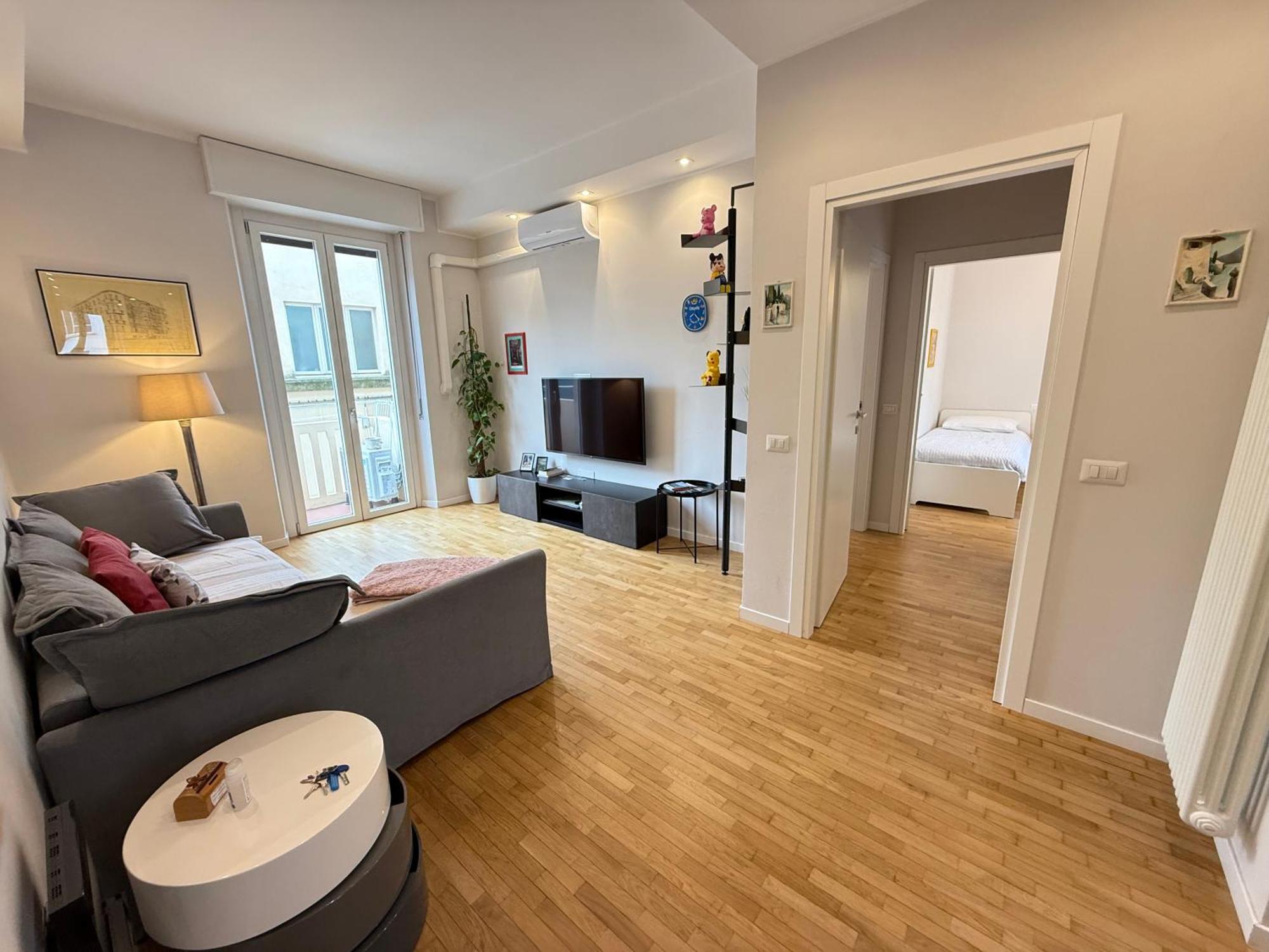 Comoluxhouse- Intero Appartamento Luaran gambar